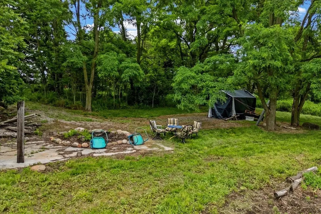 1187 Parks Road Wales Township MI 48027