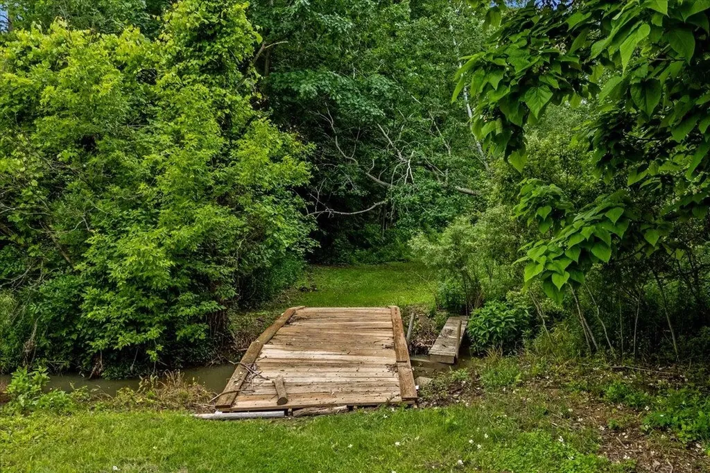 1187 Parks Road Wales Township MI 48027