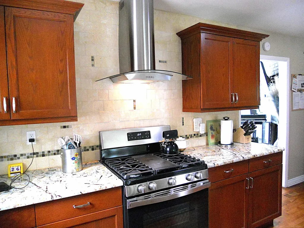 625 Rewold Drive Rochester City MI 48307