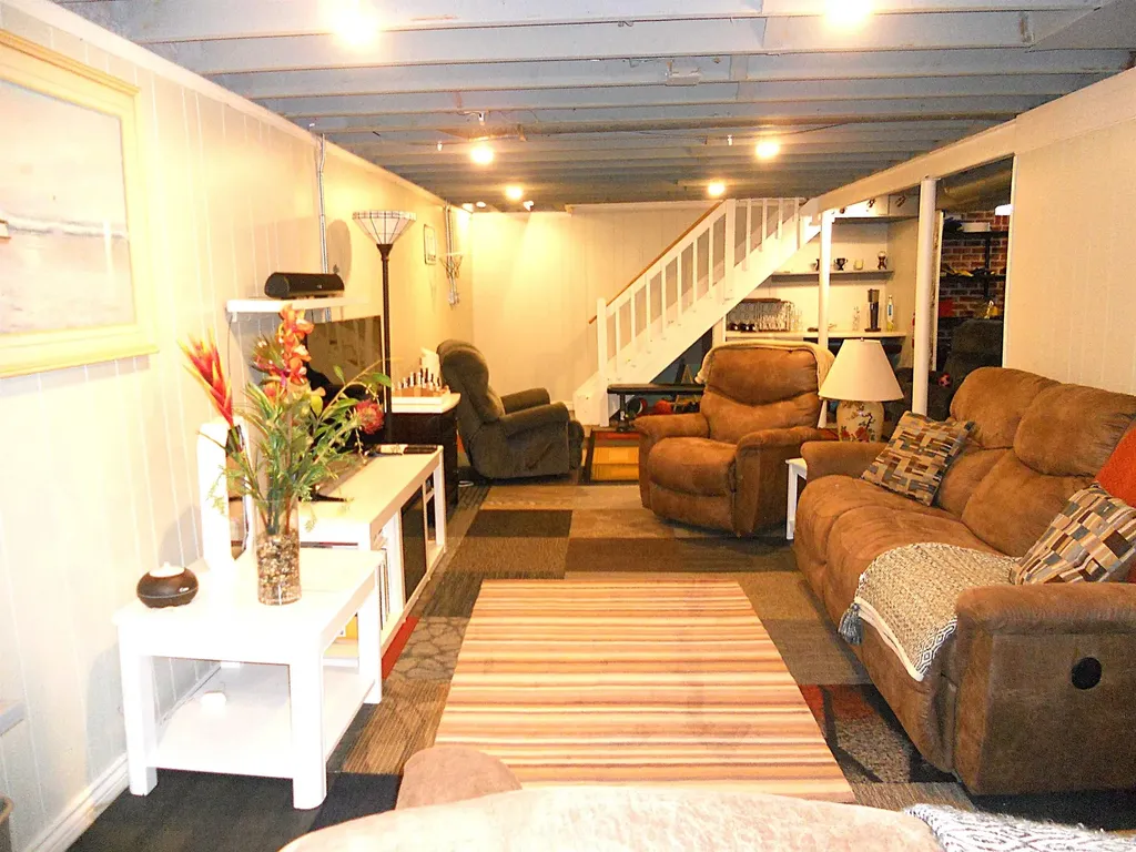 625 Rewold Drive Rochester City MI 48307