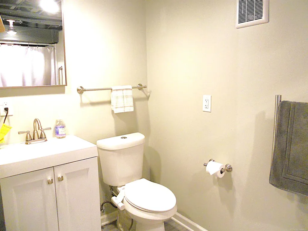 625 Rewold Drive Rochester City MI 48307