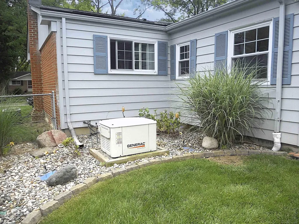 625 Rewold Drive Rochester City MI 48307