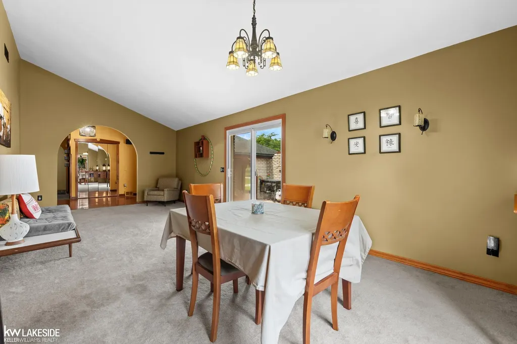 37632 Joanne Drive Clinton Charter Township MI 48036