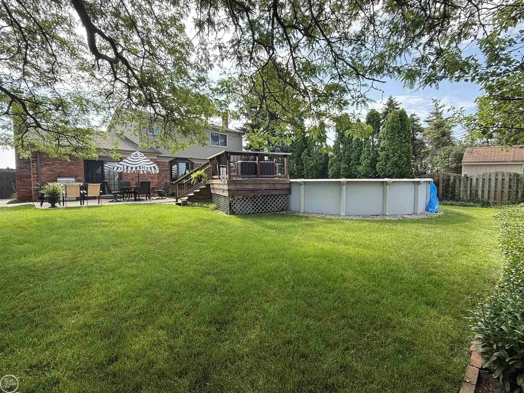 47043 Sanborn Drive Macomb Township MI 48044