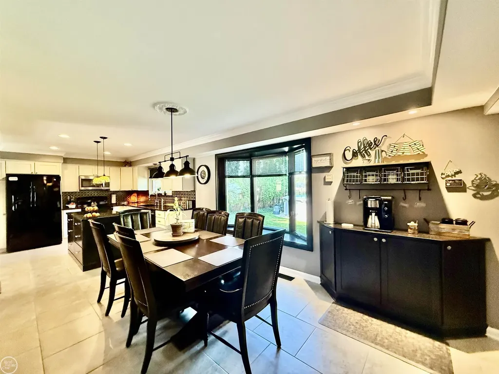 47043 Sanborn Drive Macomb Township MI 48044