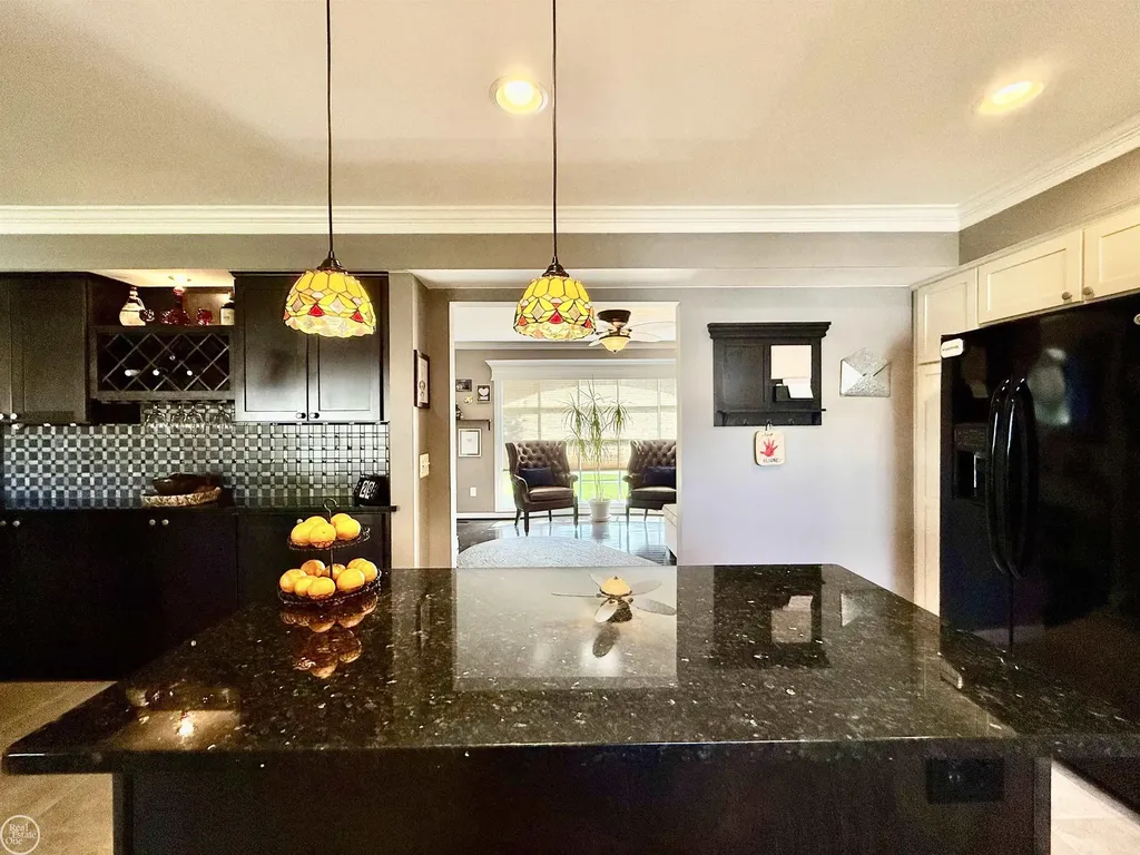 47043 Sanborn Drive Macomb Township MI 48044