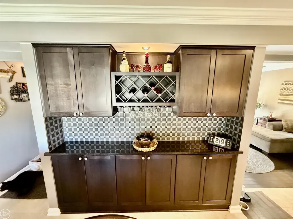 47043 Sanborn Drive Macomb Township MI 48044