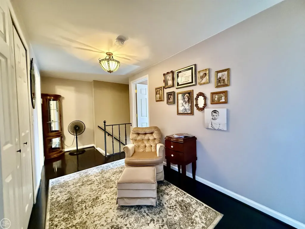 47043 Sanborn Drive Macomb Township MI 48044
