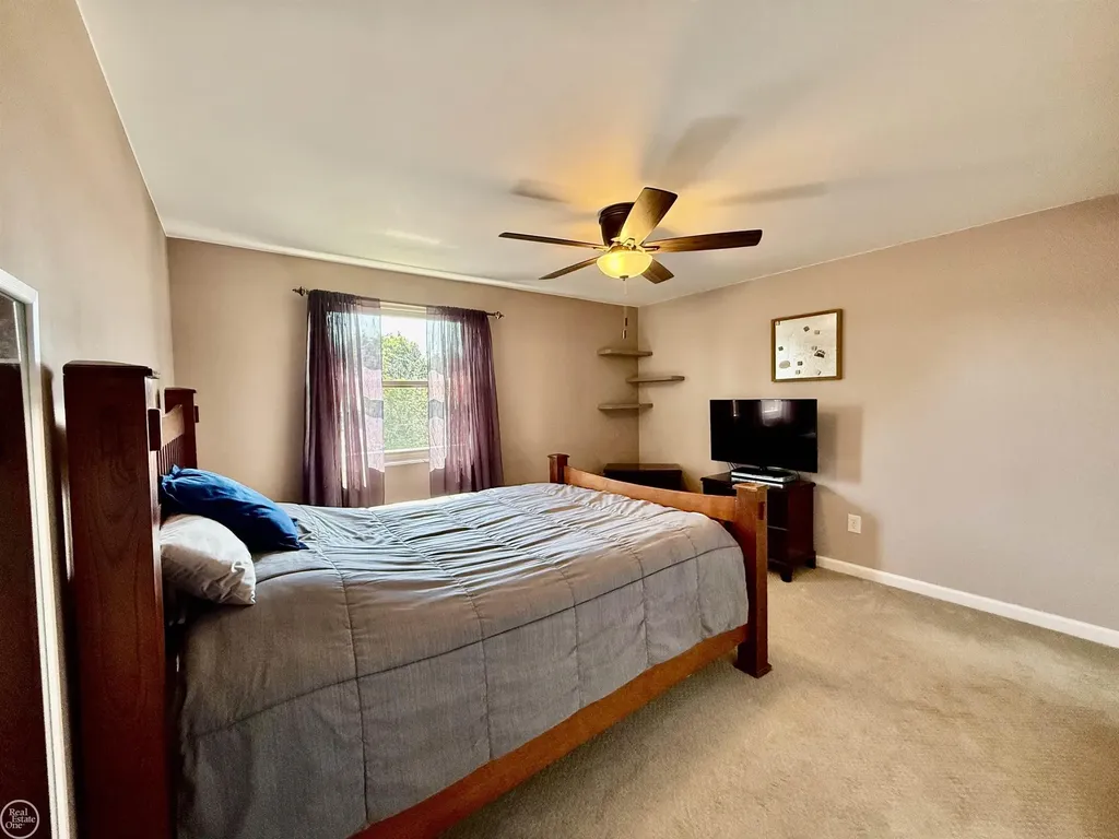 47043 Sanborn Drive Macomb Township MI 48044