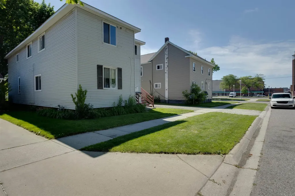 610 Ontario Street Port Huron City MI 48060
