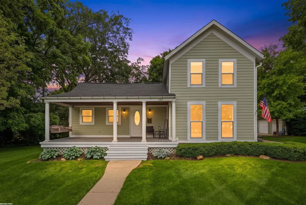 125 W Gates Street Romeo Village MI 48065