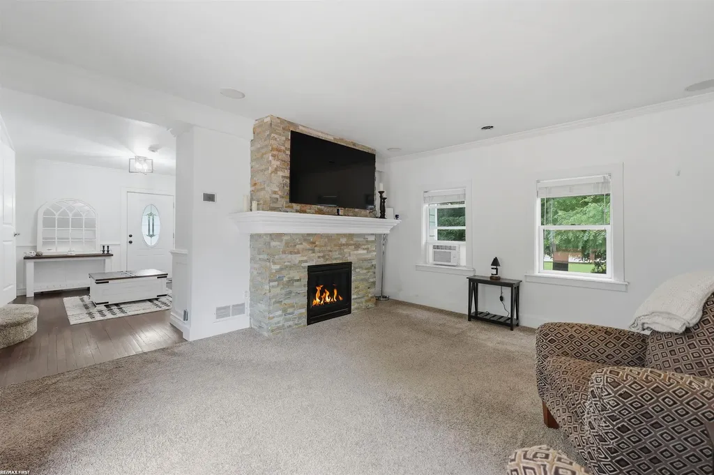 125 W Gates Street Romeo Village MI 48065