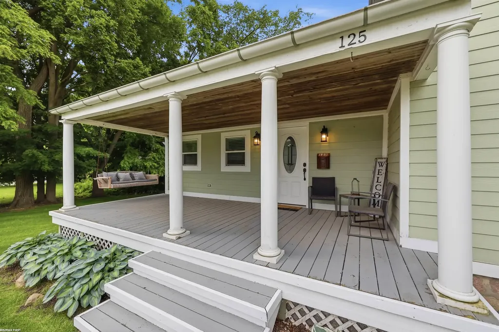 125 W Gates Street Romeo Village MI 48065