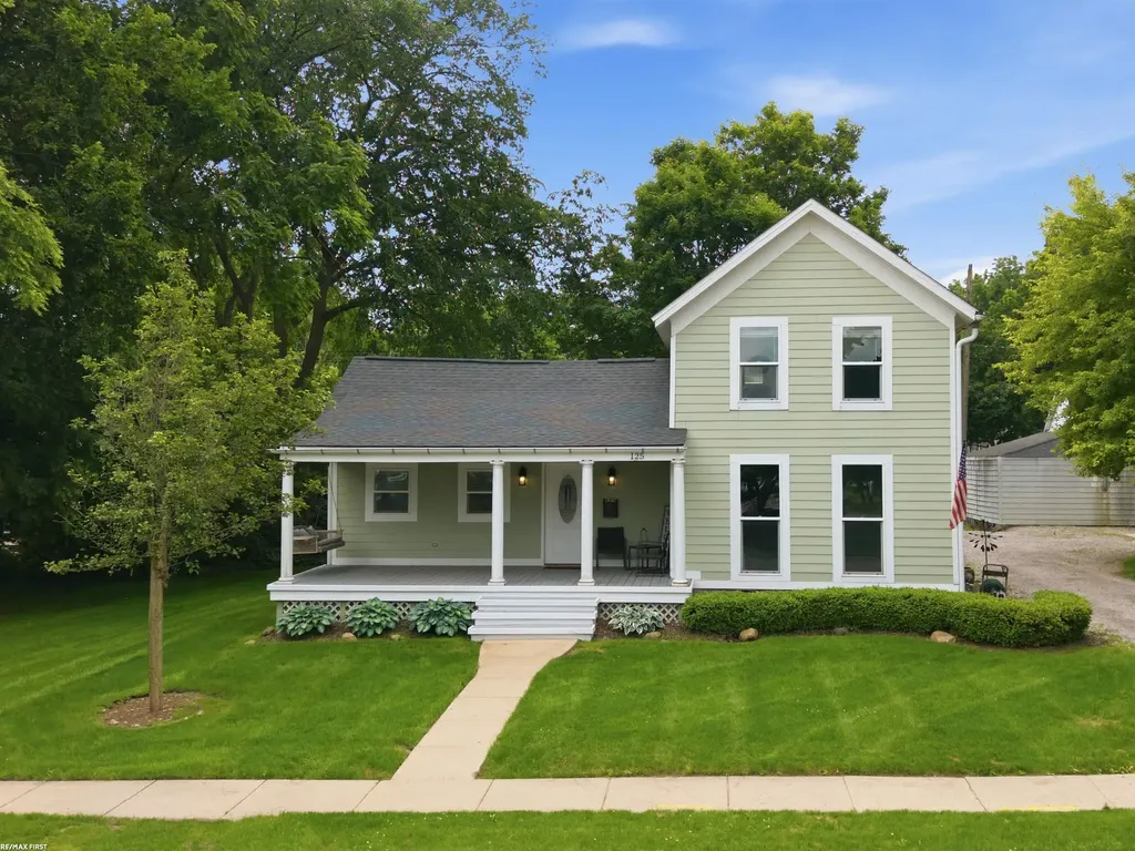 125 W Gates Street Romeo Village MI 48065