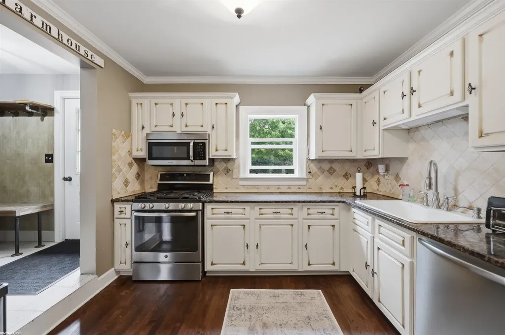 125 W Gates Street Romeo Village MI 48065