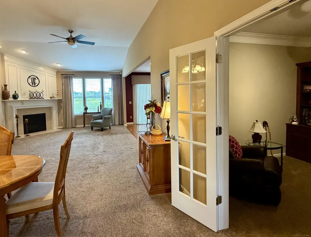 49626 Wayburn Drive Macomb Township MI 48042