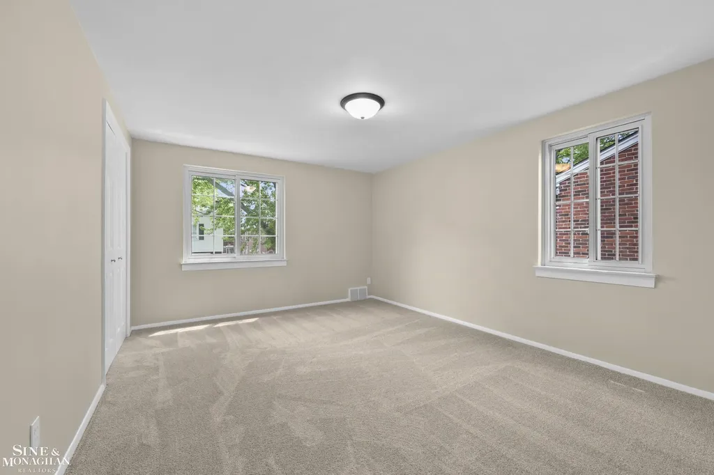 22951 Lee Court St. Clair Shores City MI 48080