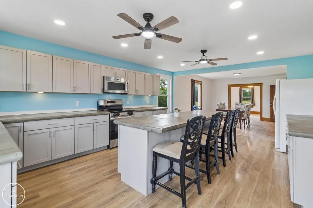 6266 Plank Road Cottrellville Township MI 48039