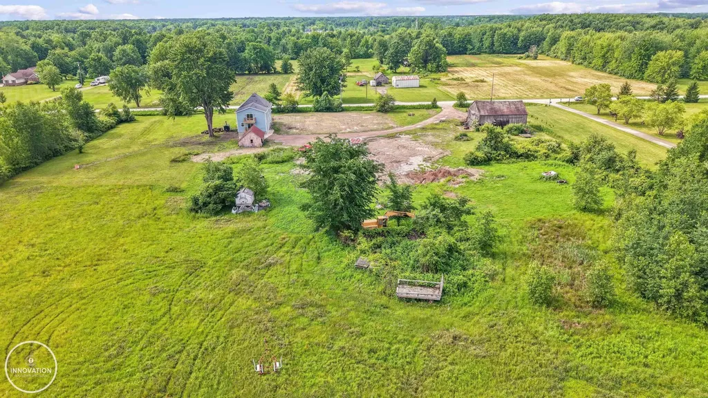 6266 Plank Road Cottrellville Township MI 48039