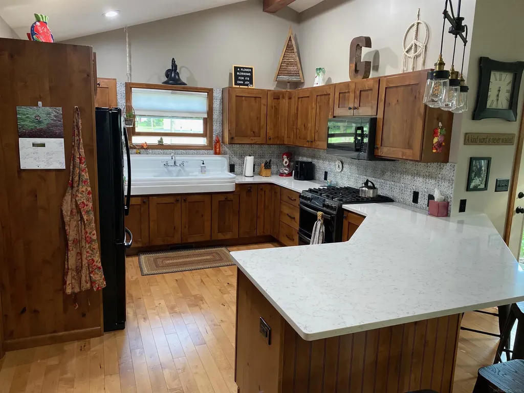171 River Dale Drive Petersburg City MI 49270