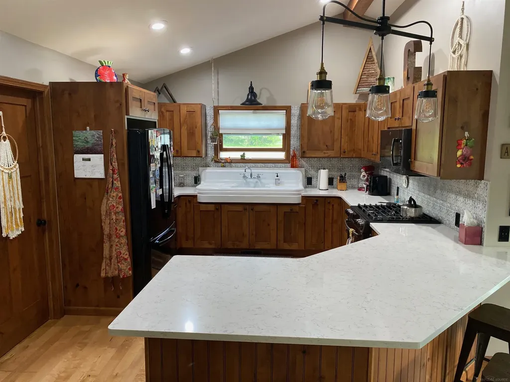 171 River Dale Drive Petersburg City MI 49270