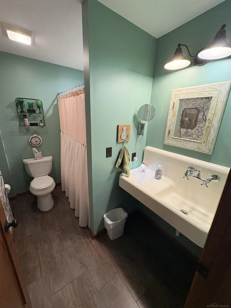 171 River Dale Drive Petersburg City MI 49270