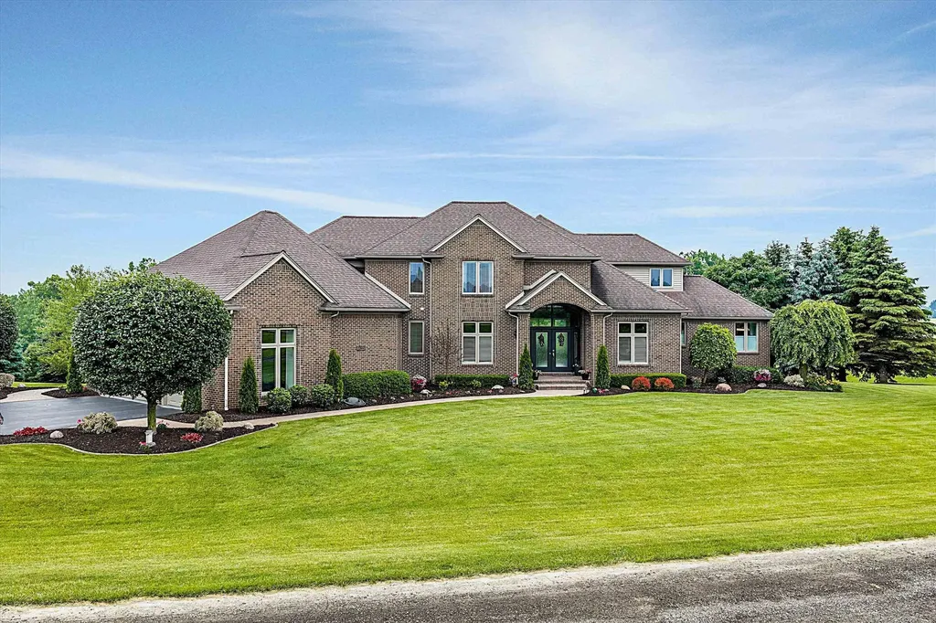 68223 Hillside Lane Washington Township MI 48095