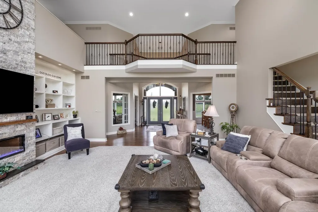 68223 Hillside Lane Washington Township MI 48095