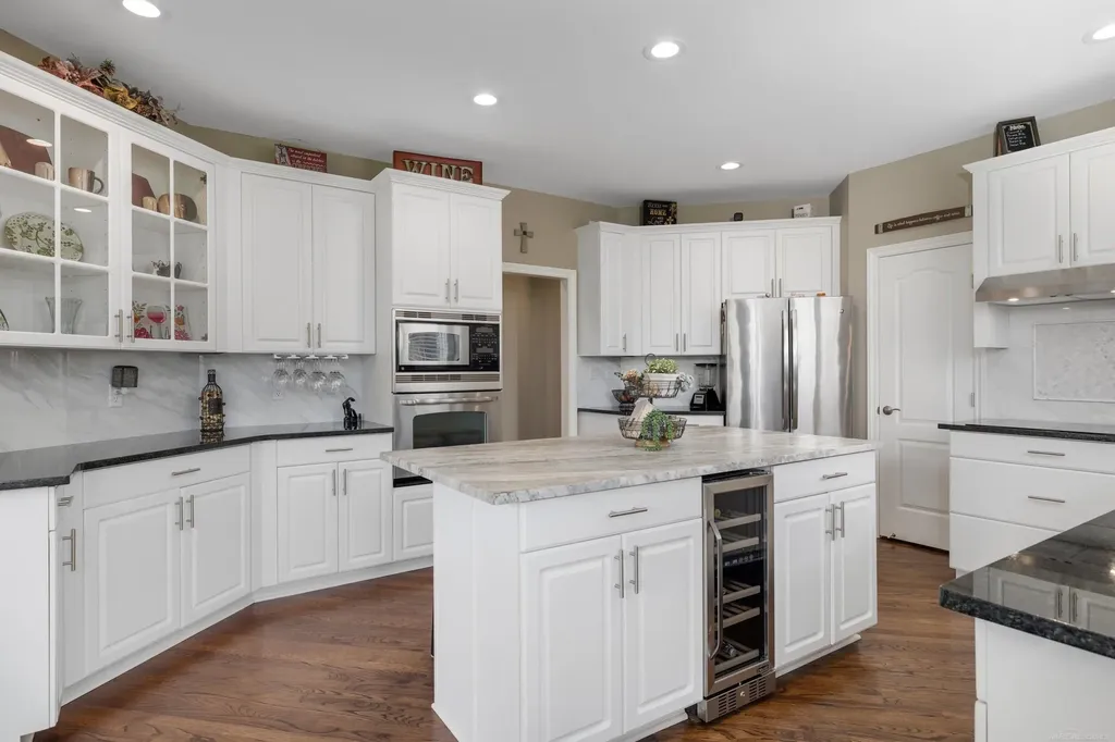 68223 Hillside Lane Washington Township MI 48095