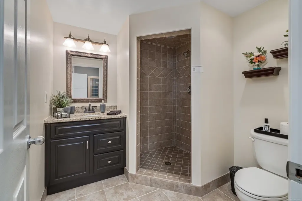 68223 Hillside Lane Washington Township MI 48095