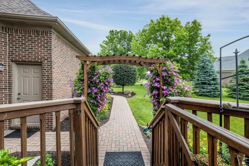 68223 Hillside Lane Washington Township MI 48095
