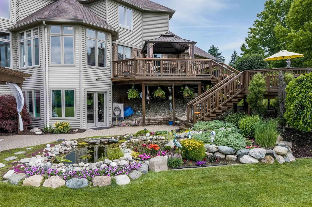 68223 Hillside Lane Washington Township MI 48095