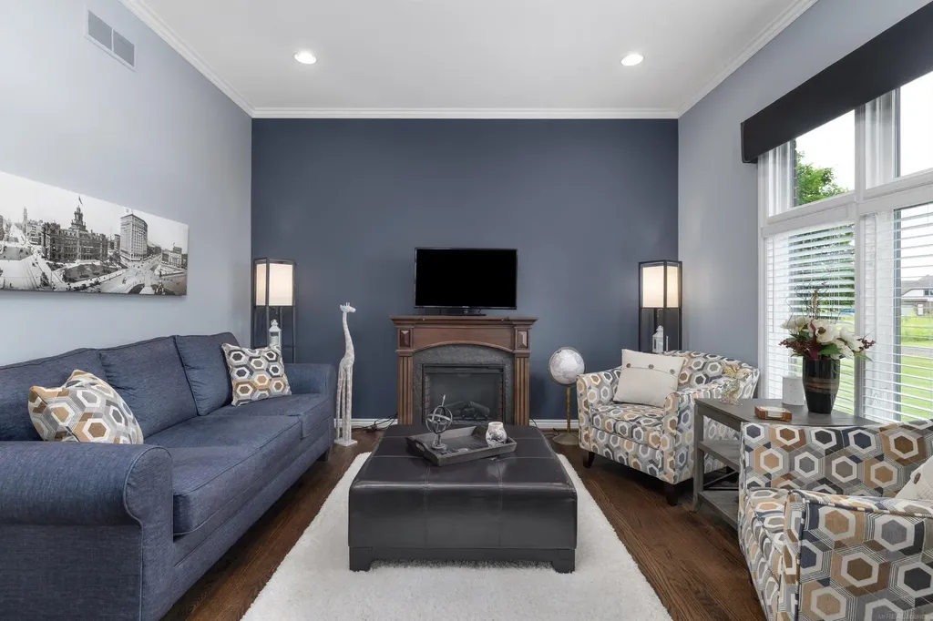 68223 Hillside Lane Washington Township MI 48095