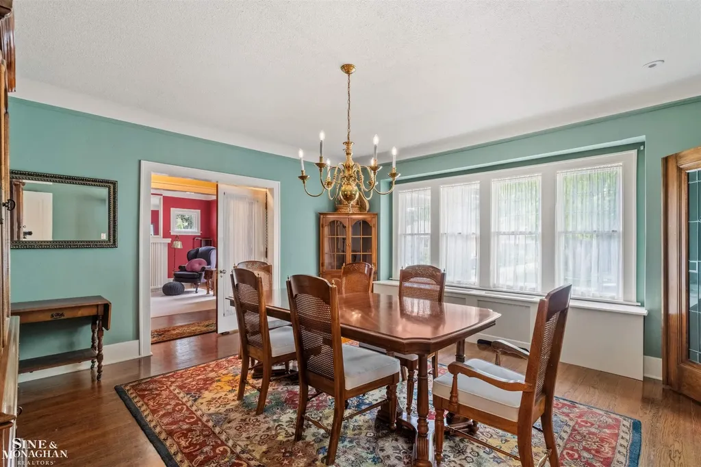 794 Loraine Street Grosse Pointe City MI 48230