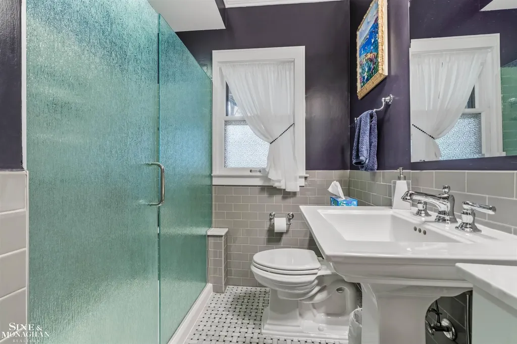 794 Loraine Street Grosse Pointe City MI 48230