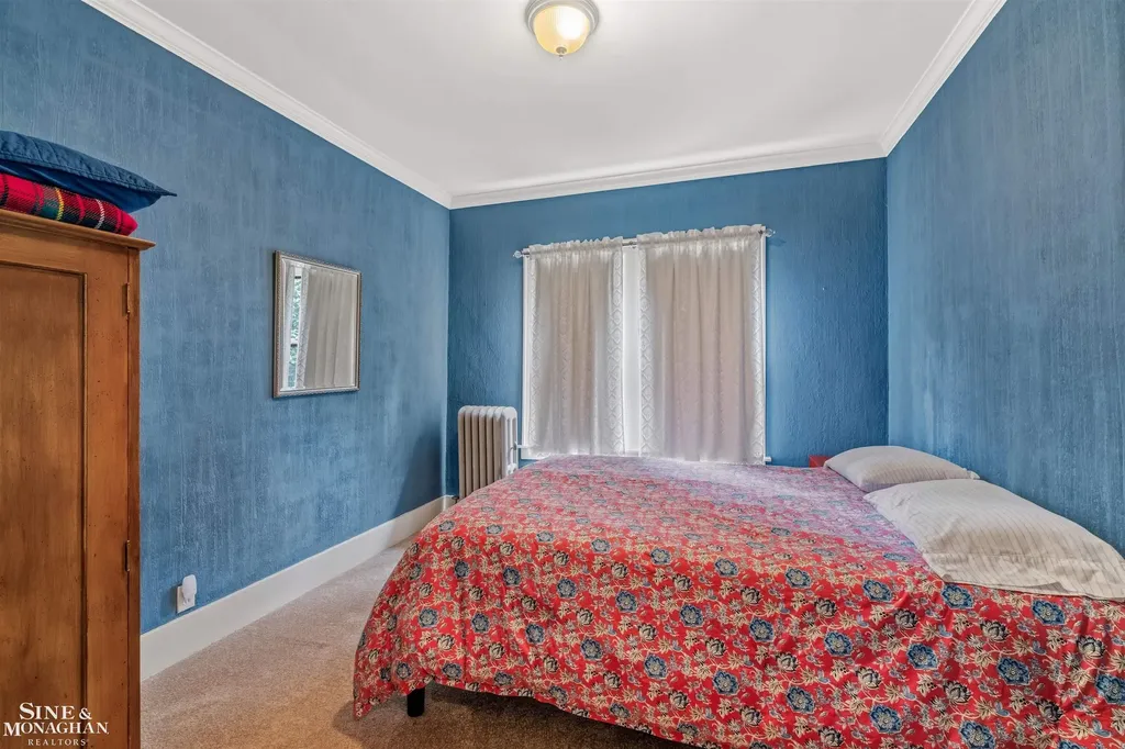 794 Loraine Street Grosse Pointe City MI 48230