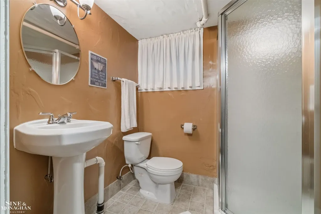 794 Loraine Street Grosse Pointe City MI 48230