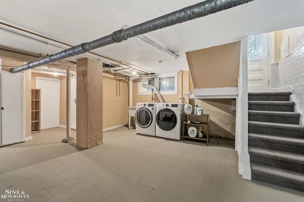 794 Loraine Street Grosse Pointe City MI 48230