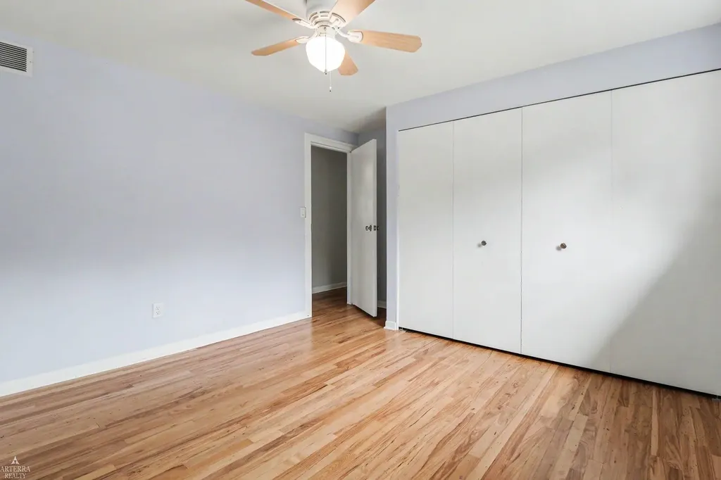23425 Barfield Street Farmington Hills City MI 48336