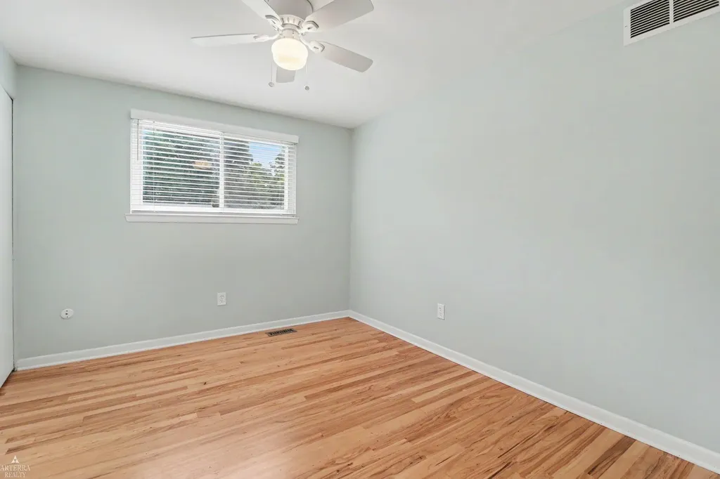 23425 Barfield Street Farmington Hills City MI 48336