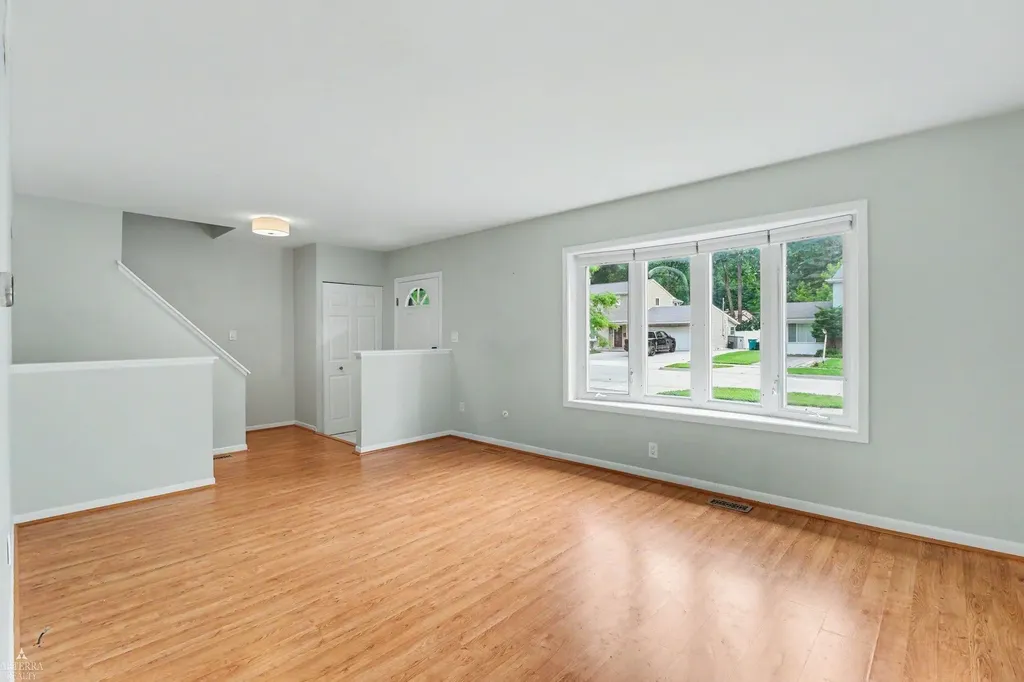 23425 Barfield Street Farmington Hills City MI 48336