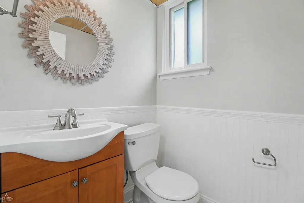 23425 Barfield Street Farmington Hills City MI 48336