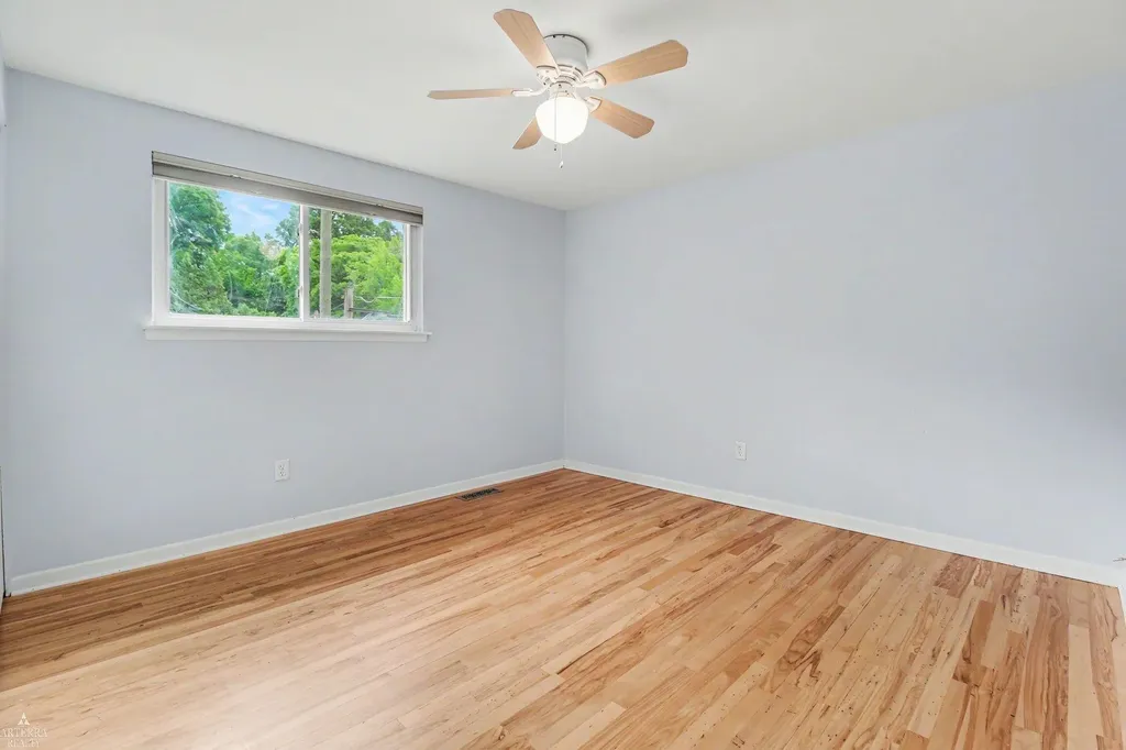 23425 Barfield Street Farmington Hills City MI 48336