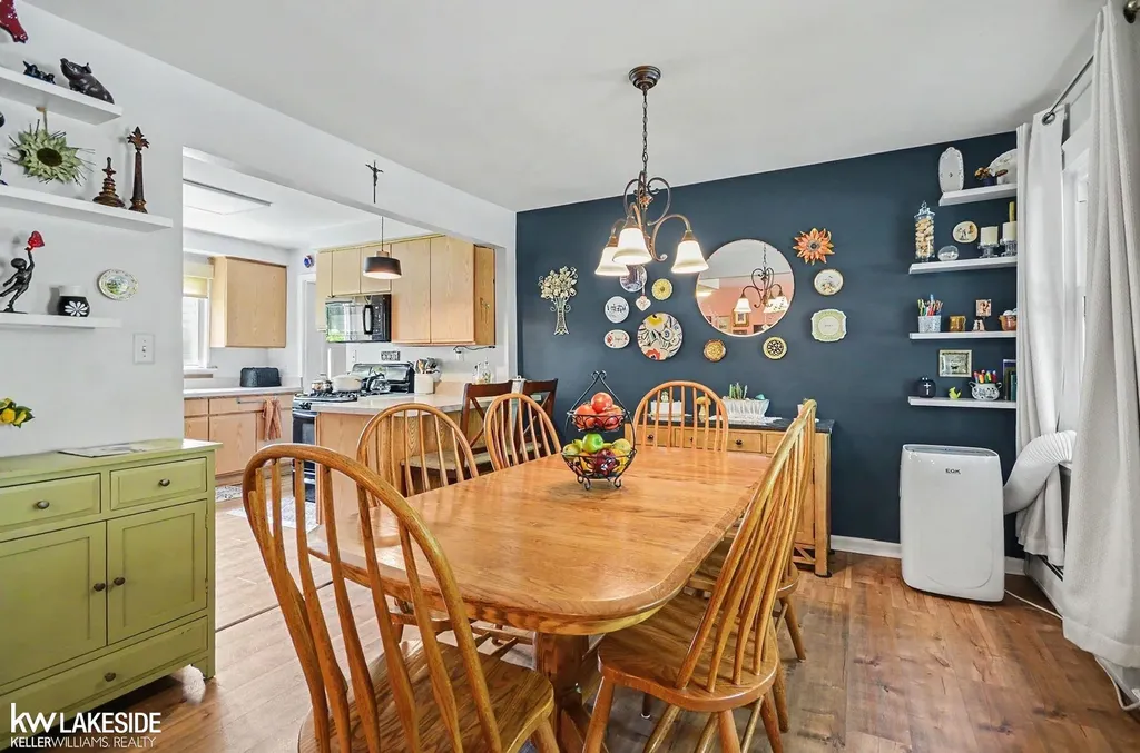 21806 Harper Lake Avenue St. Clair Shores City MI 48080