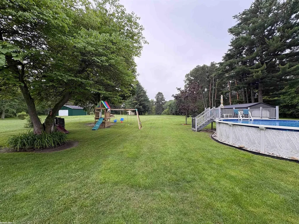 2835 W Water Street Port Huron Charter Township MI 48060