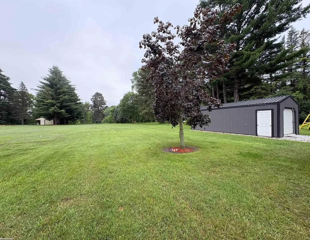 2835 W Water Street Port Huron Charter Township MI 48060