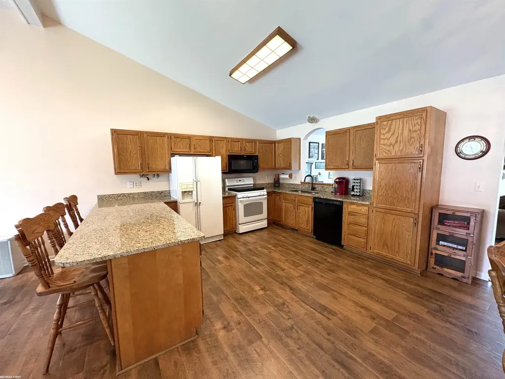 2835 W Water Street Port Huron Charter Township MI 48060