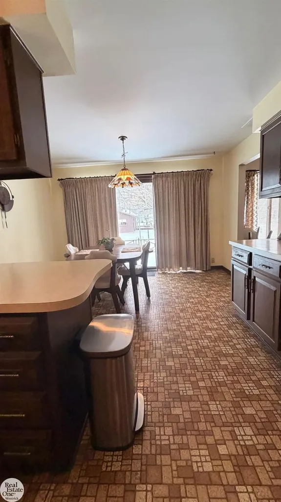 5374 Pointe Drive East China Township MI 48054