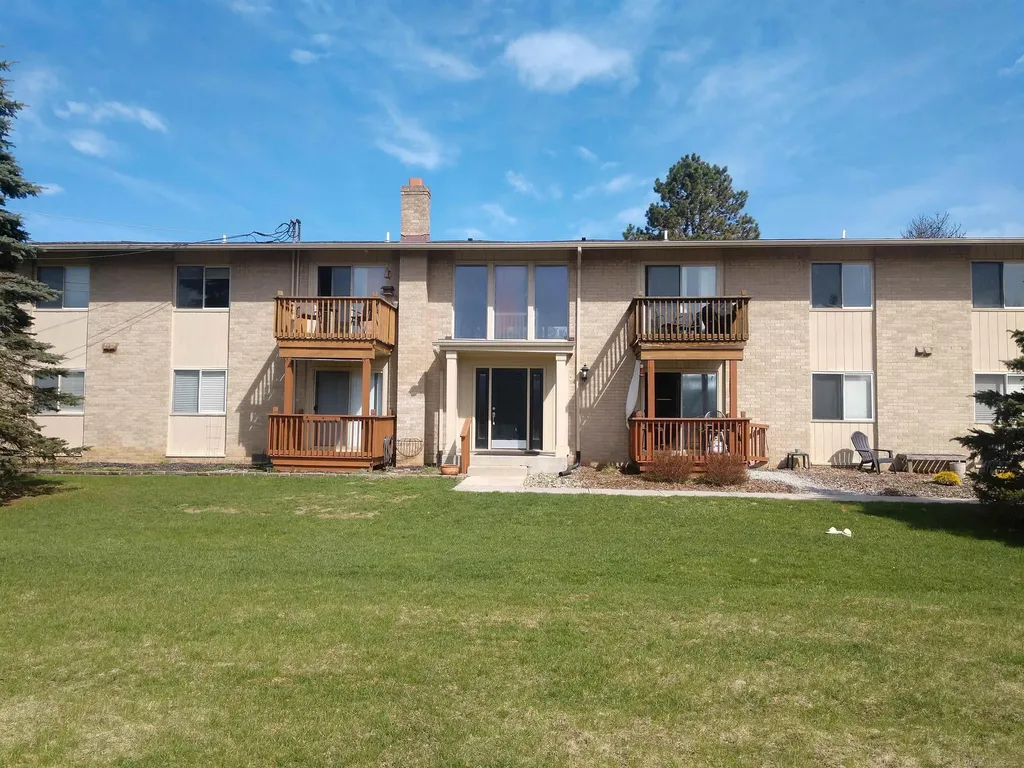 2911 Seymour Lake Road Oxford Charter Township MI 48371
