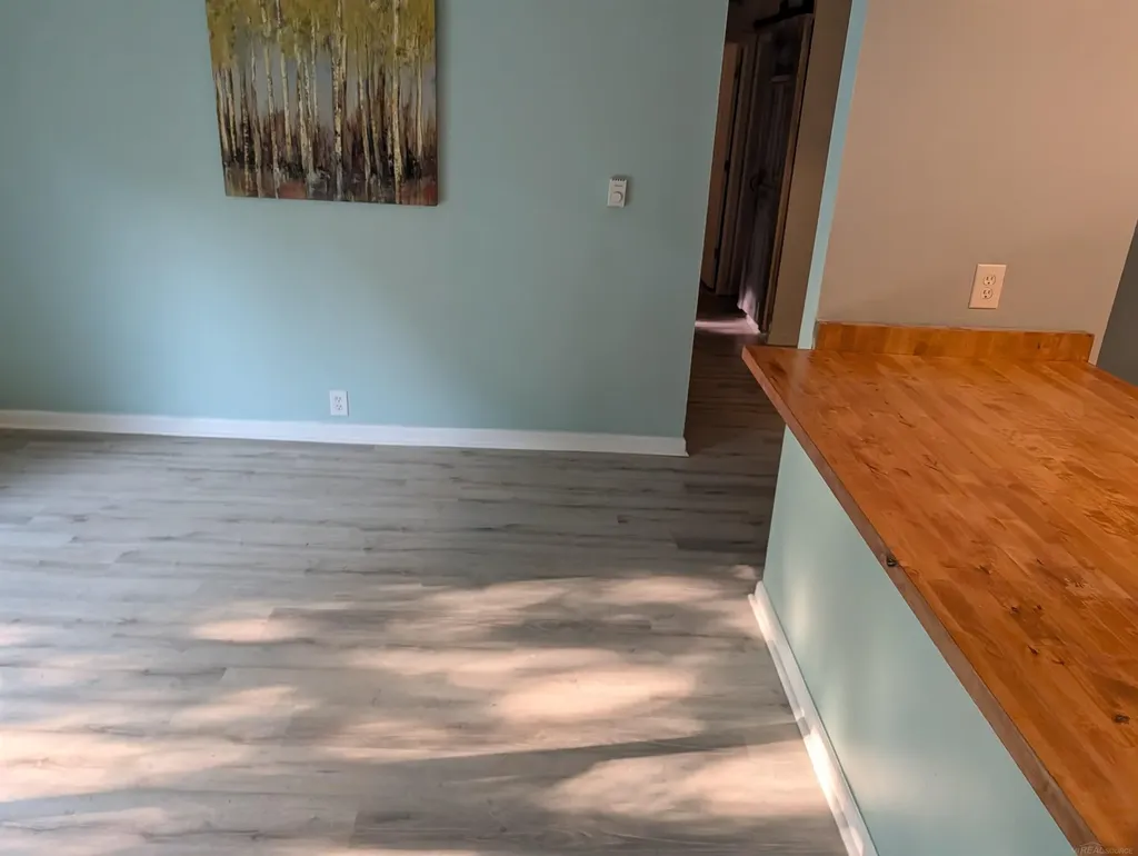 2911 Seymour Lake Road Oxford Charter Township MI 48371